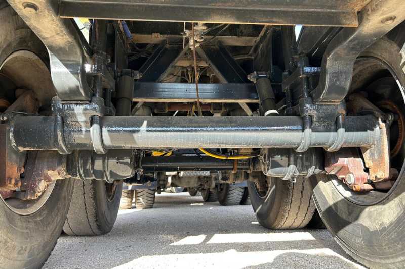 OmecoHub - Immagine MAN TGX33.480